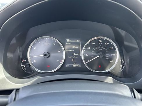 Used 2025 Lexus IS 350 F Sport w/ Navigation Package AWD/4WD image 11