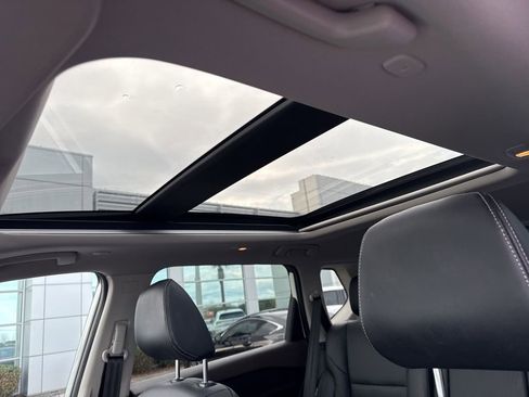 Used 2023 Nissan Rogue SL image 12