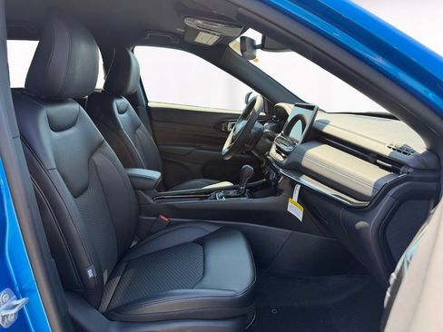 New 2026 Jeep Compass Latitude AWD/4WD image 15