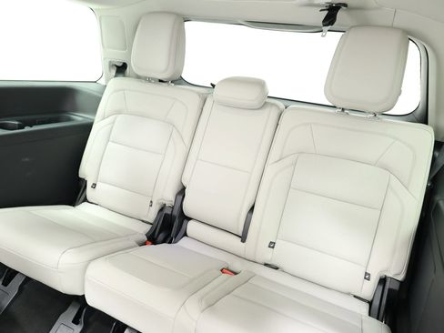 Used 2025 Lincoln Navigator Reserve AWD/4WD image 61