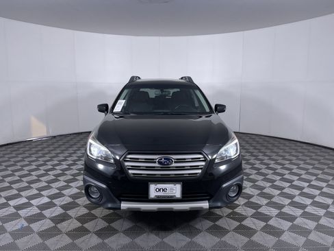 Used 2017 Subaru Outback 3.6R Limited image 28