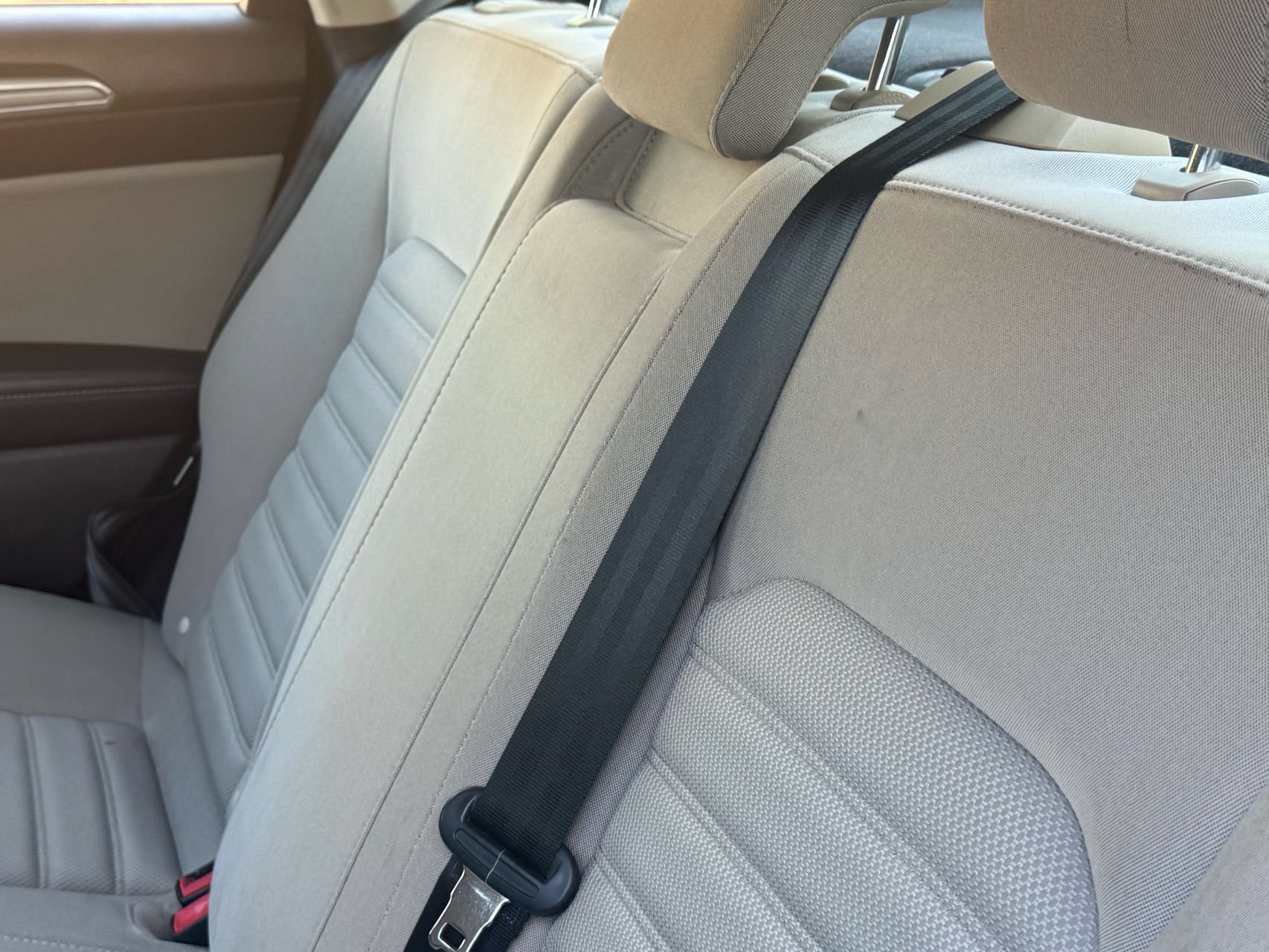 Used 2018 Ford Fusion S FWD image 25