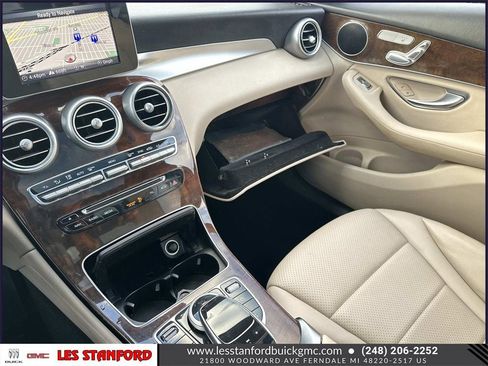 Used 2017 Mercedes-Benz GLC 300 4MATIC image 33
