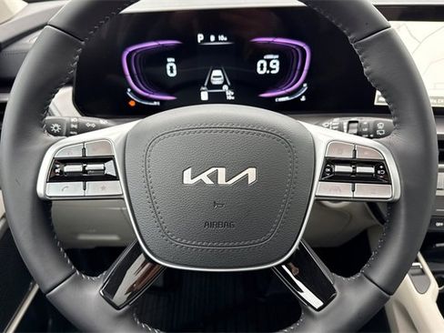 New 2025 Kia Telluride S image 29