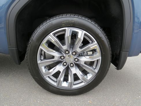 New 2026 GMC Sierra 1500 Denali image 13