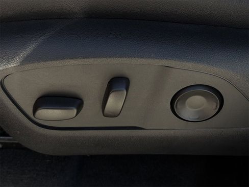 New 2026 Chevrolet Traverse High Country image 23