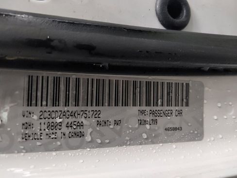 Used 2019 Dodge Challenger SXT RWD image 33