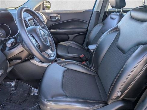 Used 2018 Jeep Compass Latitude w/ Popular Equipment Group image 13