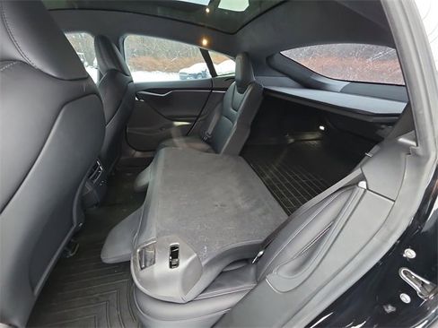 Used 2020 Tesla Model S Long Range Plus image 24