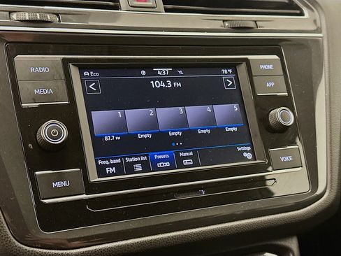 Used 2023 Volkswagen Tiguan S AWD/4WD image 21