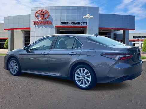 Used 2023 Toyota Camry LE FWD image 4