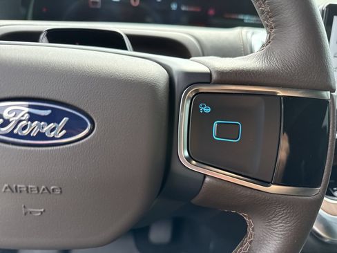 Used 2026 Ford Expedition King Ranch AWD/4WD image 25