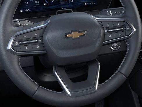 New 2025 Chevrolet Traverse LT w/ Enhanced Driving Package FWD image 19