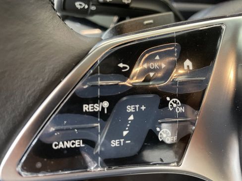 Certified 2025 Mercedes-Benz GLA 250 image 14