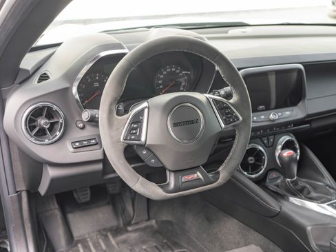 Used 2022 Chevrolet Camaro SS RWD image 12