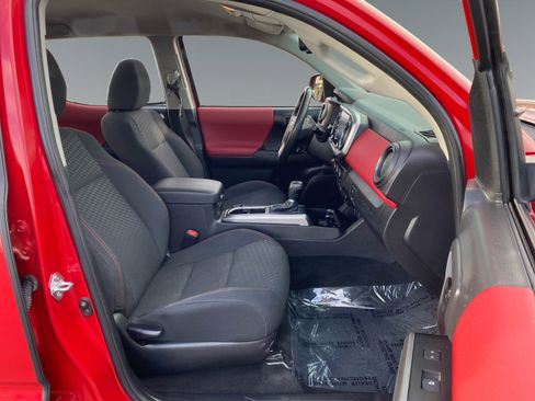 Used 2023 Toyota Tacoma SR5 image 15