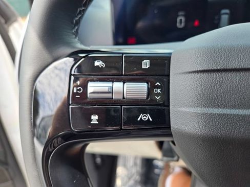 New 2026 Kia Sorento S FWD image 11