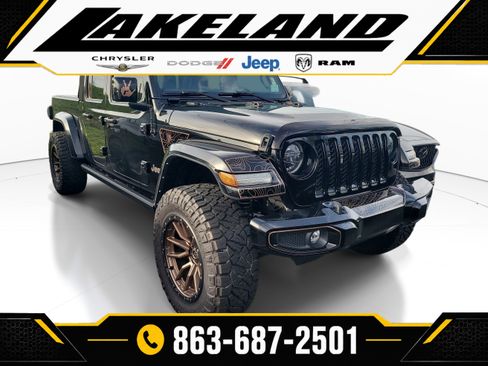 Used 2021 Jeep Gladiator Overland AWD/4WD image 1