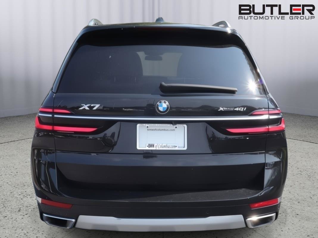 Used 2024 BMW X7 xDrive40i w/ Premium Package AWD/4WD image 6