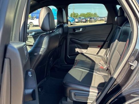 Used 2024 Ford Escape ST-Line w/ Tech Pack #1 AWD/4WD image 11
