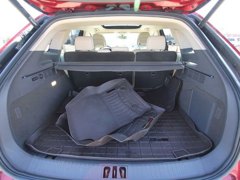 Used 2019 Lincoln Nautilus Reserve image 14