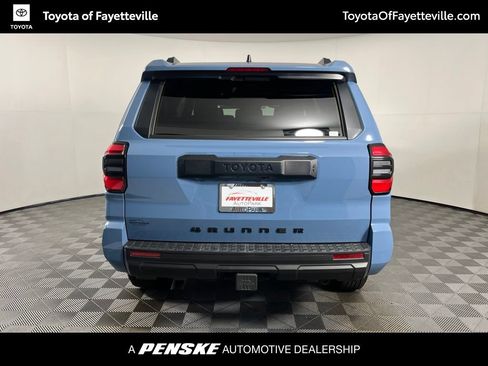 Certified 2026 Toyota 4Runner SR5 AWD/4WD image 4