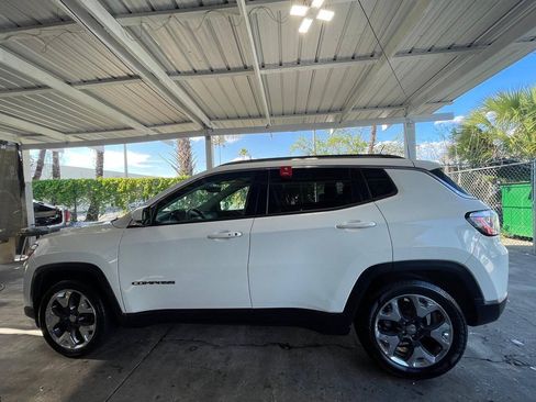 Used 2019 Jeep Compass Limited FWD image 3