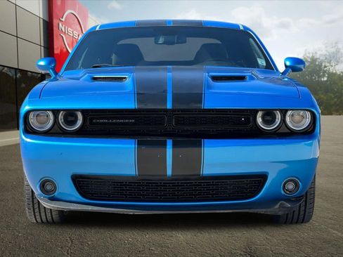Used 2018 Dodge Challenger SXT w/ Blacktop Package RWD image 11