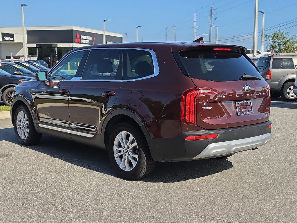 Used 2021 Kia Telluride LX FWD image 3