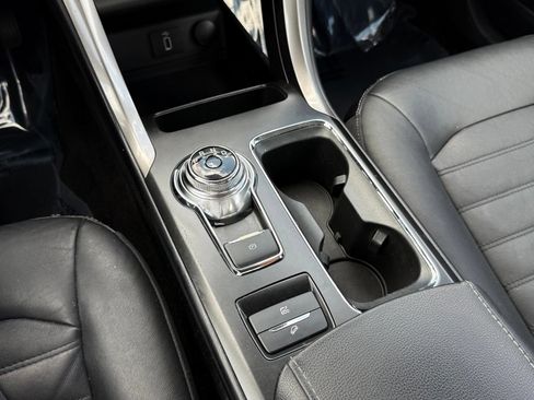 Used 2018 Ford Fusion SE w/ Equipment Group 602A FWD image 35