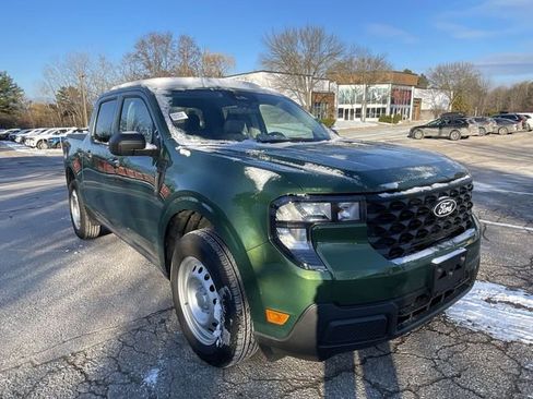 New 2025 Ford Maverick XL image 1