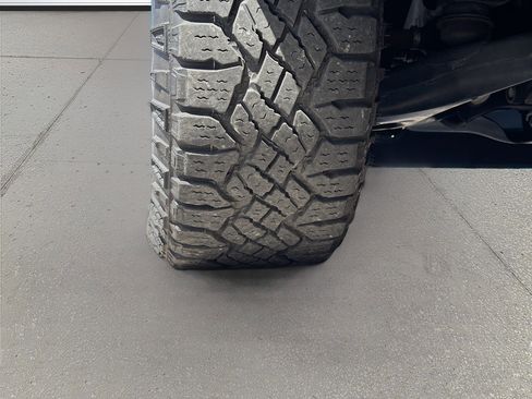 Used 2022 GMC Canyon AT4 w/ Trailering Package image 40