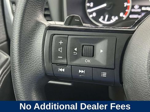 Used 2023 Nissan Rogue SV AWD/4WD image 28