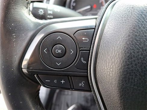 Used 2019 Toyota Camry SE image 22