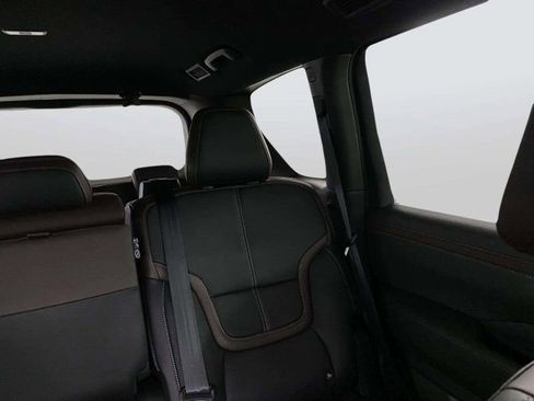New 2026 Nissan Armada SL AWD/4WD image 25