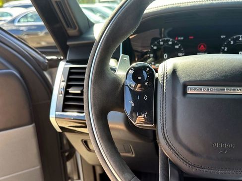 Used 2021 Land Rover Range Rover Sport HST image 24