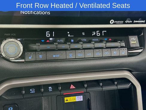 Used 2024 Toyota Tundra Limited AWD/4WD image 19
