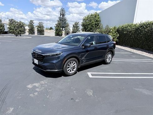 Used 2023 Honda CR-V EX image 7