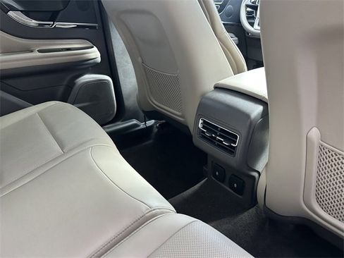 Certified 2023 Lincoln Corsair AWD w/ Equipment Group 101A image 37