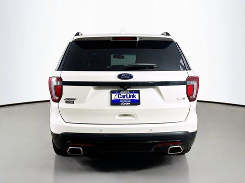 Used 2016 Ford Explorer Sport w/ Equipment Group 401A AWD/4WD image 7