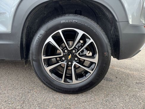Used 2025 Chevrolet TrailBlazer LT image 24