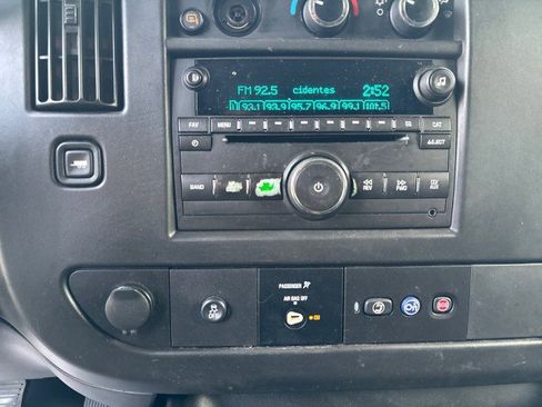 Used 2019 Chevrolet Express 2500 w/ Driver Convenience Package image 16