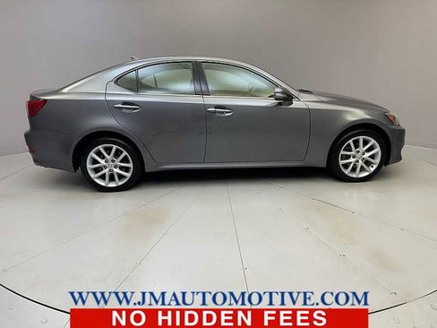 Used 2013 Lexus IS 250 AWD w/ Luxury Plus Pkg Value Edition image 6