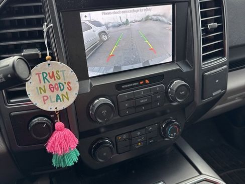 Used 2019 Ford F150 XLT image 3