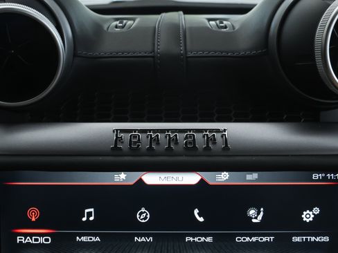 Used 2022 Ferrari Portofino M image 10