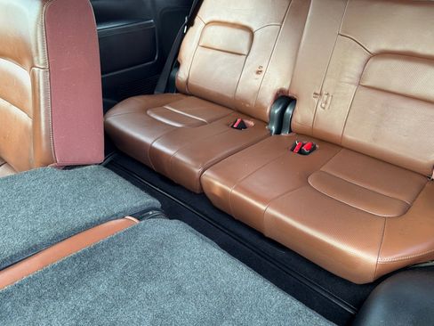 Certified 2018 Toyota Land Cruiser image 14