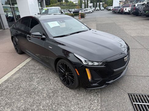 Used 2021 Cadillac CT5 V w/ Premium Package AWD/4WD image 8