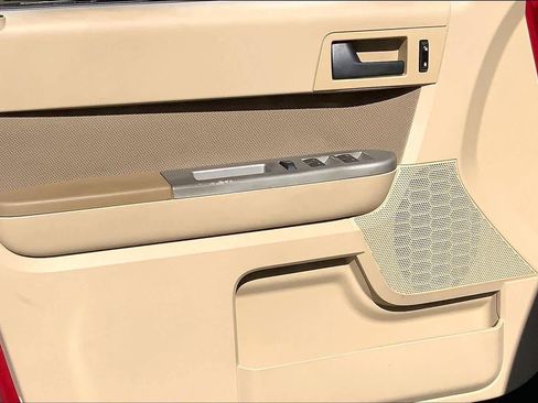 Used 2009 Ford Escape XLT image 22