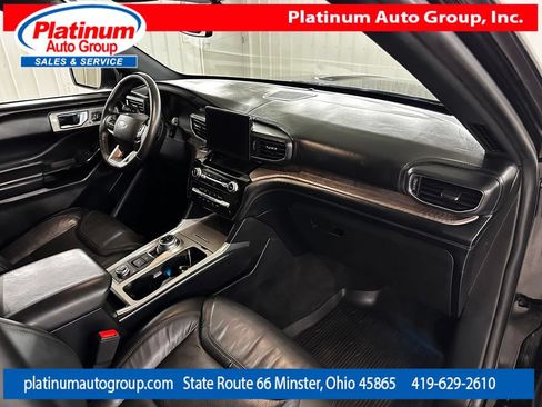 Used 2021 Ford Explorer Platinum w/ Equipment Group 601A AWD/4WD image 55