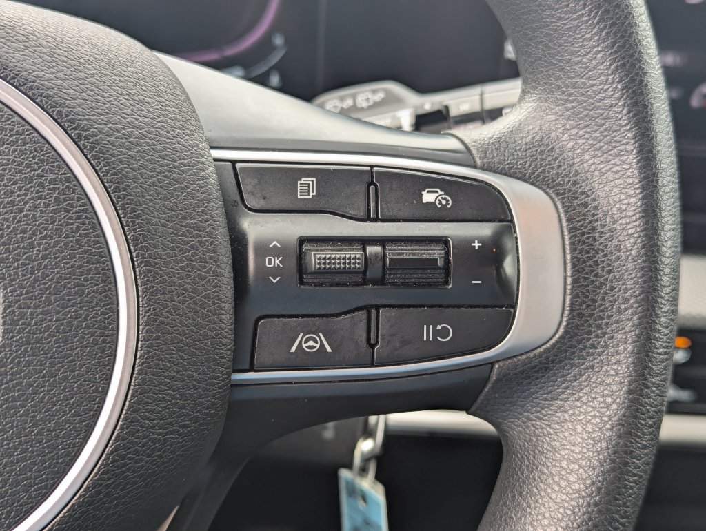 Used 2023 Kia Sportage LX AWD/4WD image 17
